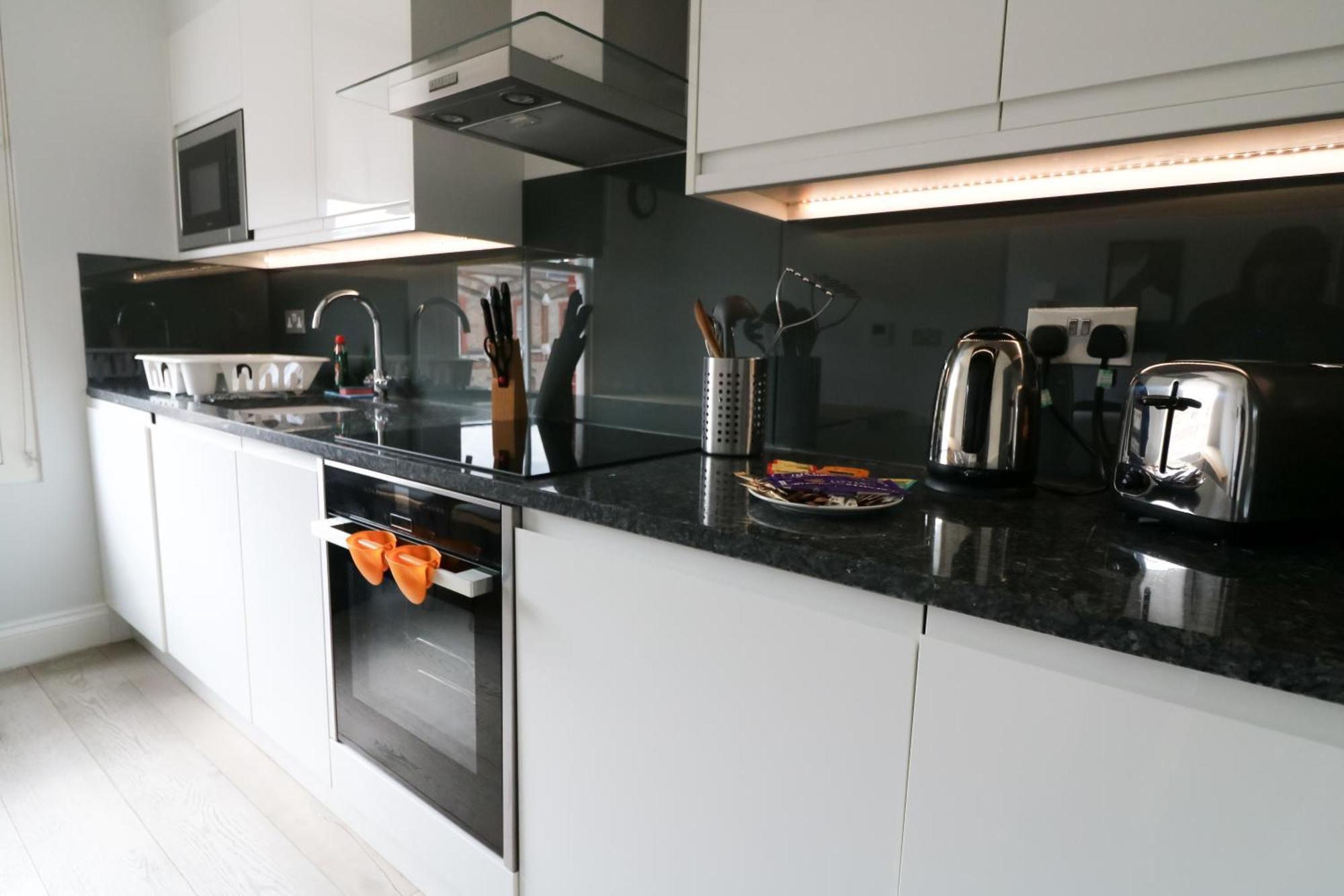 High Street Kensington By Viridian Apartments London Exterior foto
